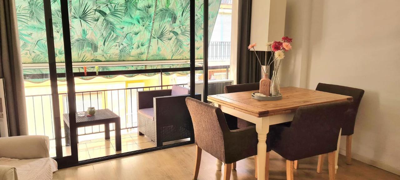 Old Town - Beach Apartment Benidorm Esterno foto
